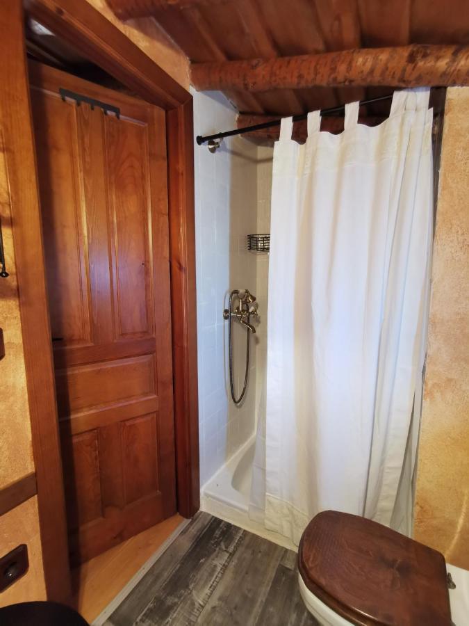 Apartment Atico Piron Adrada de Piron